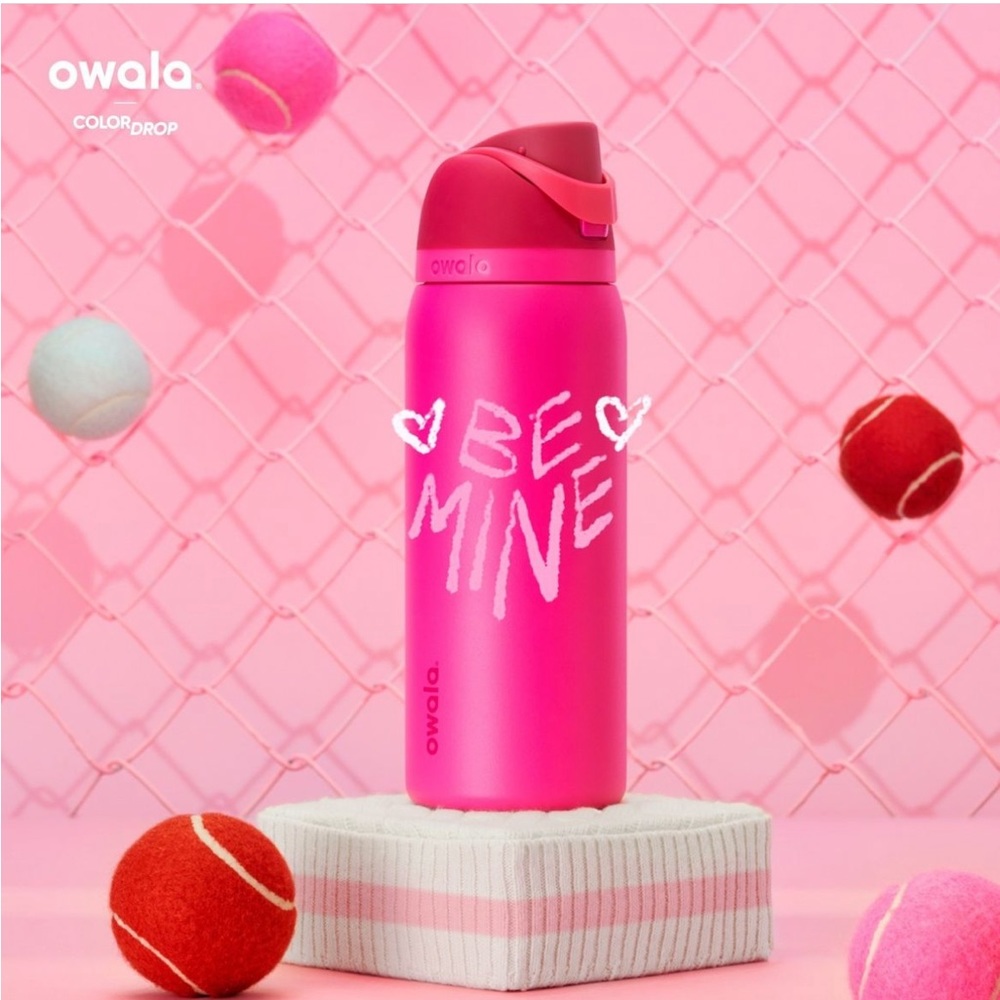 Owala 40oz Freesip Color Drop BE MINE water bottle